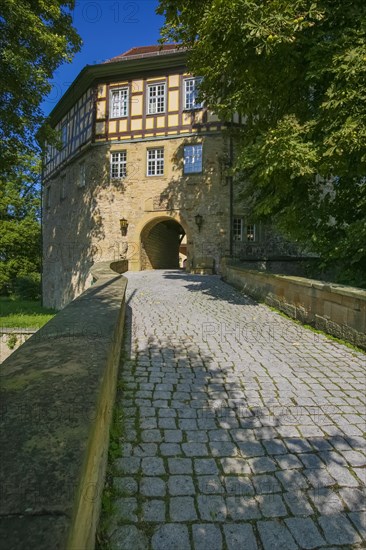 Access to the moated castle Sachsenheim, Grosssachsenheim Castle, former moated castle, archway,