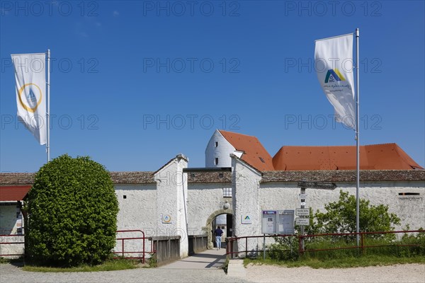 Wildenstein Castle, Spornburg, medieval castle complex, best preserved fortification from the late