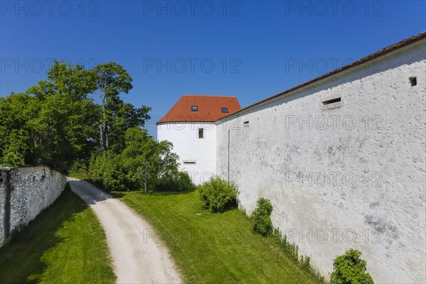 Wildenstein Castle, Spornburg, medieval castle complex, best preserved fortress from the late