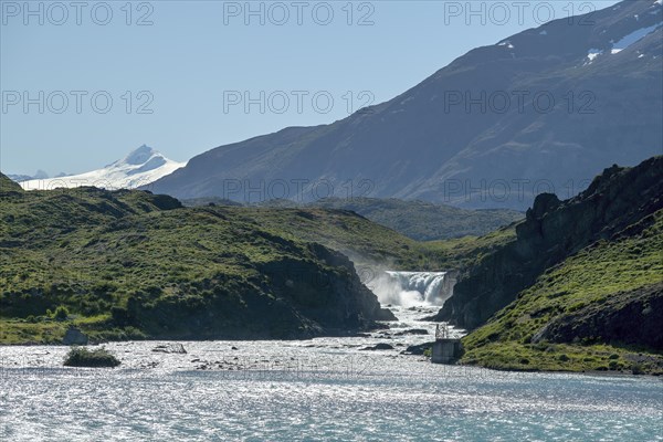 Lago Pehoe, waterfall, Mirador Salto Grande, sidelight, Torres del Paine National Park, Parque