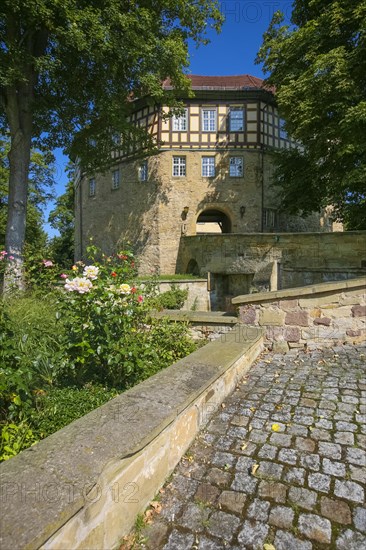 Access to the moated castle Sachsenheim, Grosssachsenheim Castle, former moated castle, archway,