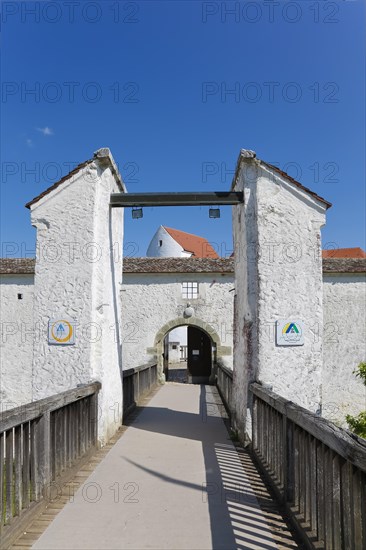 Wildenstein Castle, Spornburg, medieval castle complex, best preserved fortress from the late
