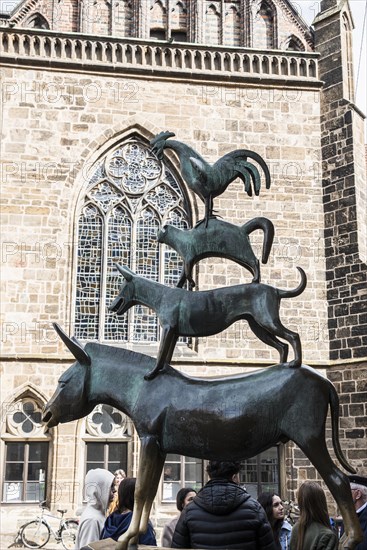 Bremen Town Musicians, bronze sculpture, artist Gerhard Marcks, Hanseatic City of Bremen, Germany,