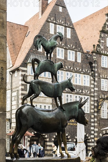 Bremen Town Musicians, bronze sculpture, artist Gerhard Marcks, Hanseatic City of Bremen, Germany,