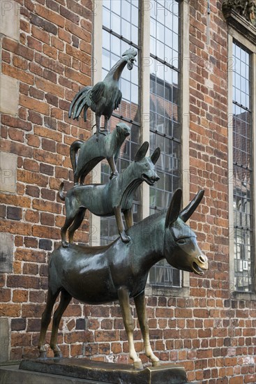 Bremen Town Musicians, bronze sculpture, artist Gerhard Marcks, Hanseatic City of Bremen, Germany,