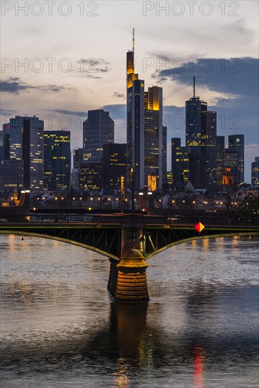 Skyline and banking district at sunset, twilight, Tower 185, Commerzbank, HelaBa, Hessische