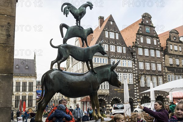 Bremen Town Musicians, bronze sculpture, artist Gerhard Marcks, Hanseatic City of Bremen, Germany,