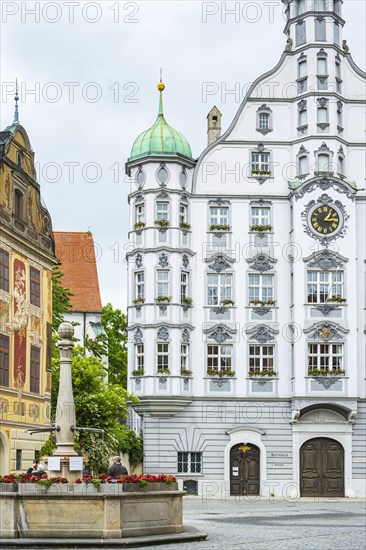 Historic market square with market fountain, wheelhouse and town hall, old town centre of