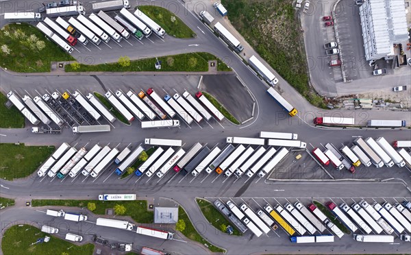 Serways service area Denkendorf Nord, motorway service area, truck parking spaces missing for