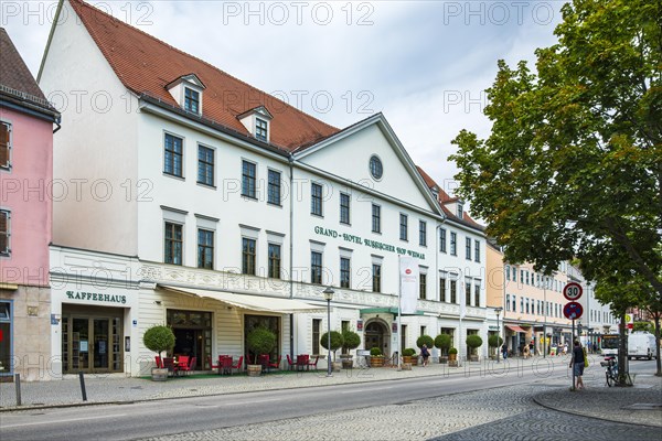 Everyday scene in front of the Grand-Hotel Russischer Hof Weimar in the city centre of Weimar,