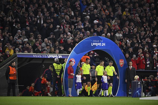 Referee Danny Makkelie (NED) and teams enter the field through Champions League Arch, arch, ROAD TO
