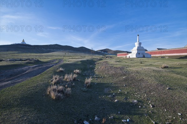 New stupa in the Buddhist monastery complex, Amarbayasgalant Monastery, Selenge Aimak, Selenge