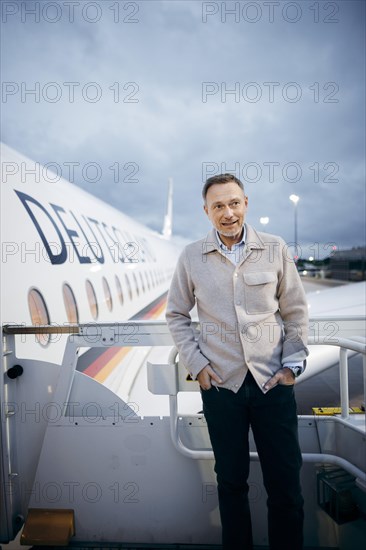 Christian Lindner (FDP), Federal Minister of Finance, pictured boarding an aircraft of the