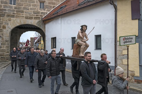 Historic Good Friday procession for 350 years with life-size wood-carved figures from the 18th