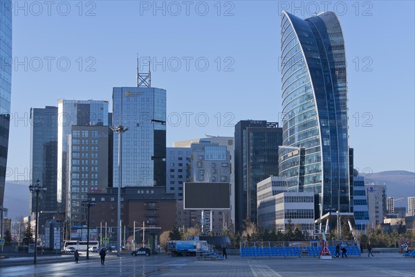 Blue Sky Tower and statue of Damdin Suekhbaatar on Sukhbaatar Square, Chinggis Square in the