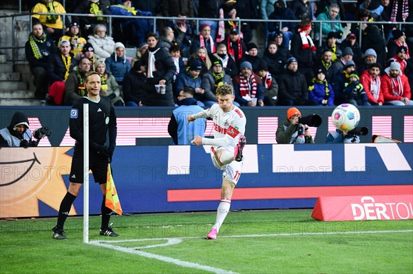 Florian Kainz (#11), 1.FC Koeln at free kick -, 1st Bundesliga, 1.FC Koeln, BVB Borussia Dortmund