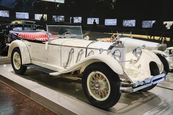 Mercedes-Benz 26/120/180 hp Type S touring car, Mercedes-Benz Museum, Stuttgart,