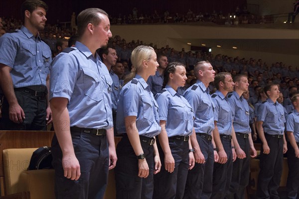 Assembly for the swearing-in of 639 young Berlin police officers, Berlin, 02 July 2015, Berlin,