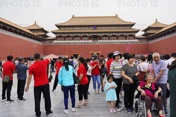 China, Beijing, Forbidden City, UNESCO World Heritage Site, Visitors in front of the historic
