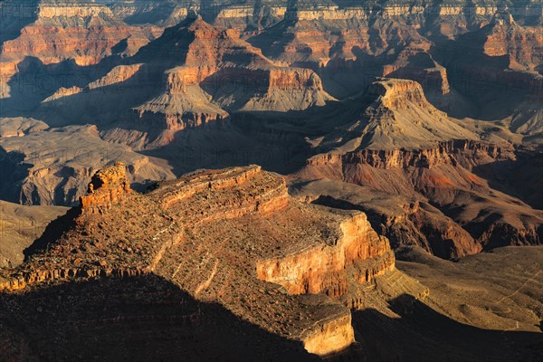 View from the South Rim to Shiva Temple, Isis Temple and Cheops Pyramid, Grand Canyon National