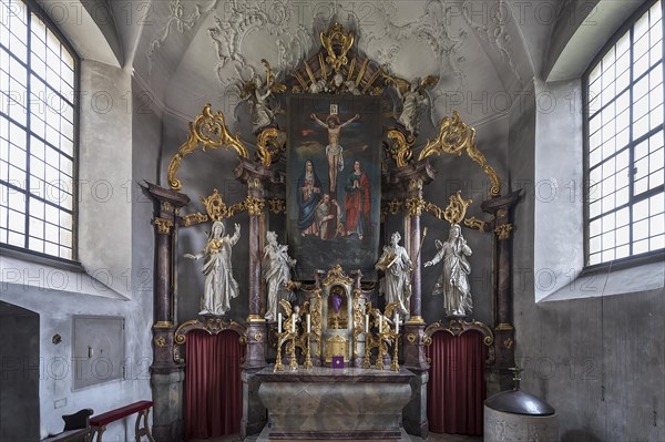 Historic Lenten cloth in front of the high altar, St John the Baptist, Ochsenfurt-Hohestadt, Lower