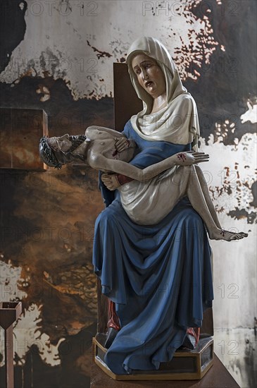 Mary holding Jesus in her arms, sculpture in St Oswald's Church, Baunach, Upper Franconia, Bavaria,