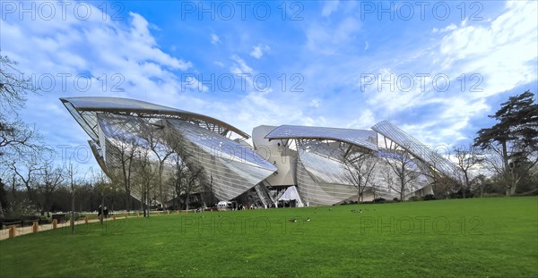 Paris 16e arr, The modern architecture of Louis Vuitton Foundation by Frank Gehry. Ile de France,