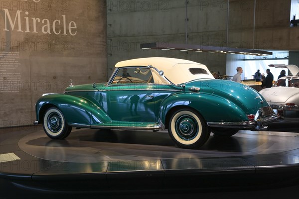 Mercedes-Benz 300 S Cabriolet A, Mercedes-Benz Museum, Stuttgart, Baden-Wuerttemberg, Germany,