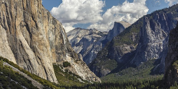 Tunnel View, Yosemite Valley with El Capitan, and Half Dome Yosemite National Park, California,