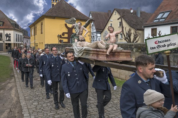 Historic Good Friday procession for 350 years with life-size wood-carved figures from the 18th