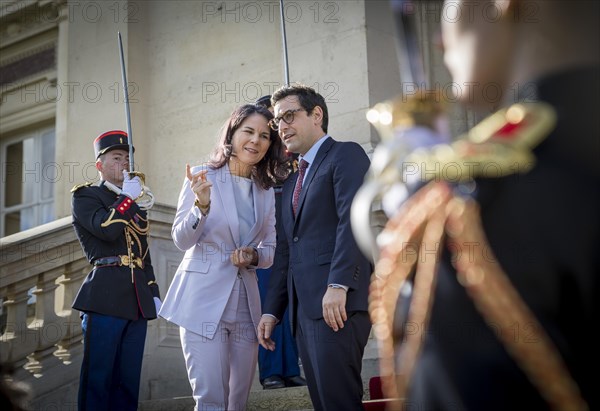 Annalena Baerbock (Alliance 90/The Greens), Federal Foreign Minister, takes a photo as part of her