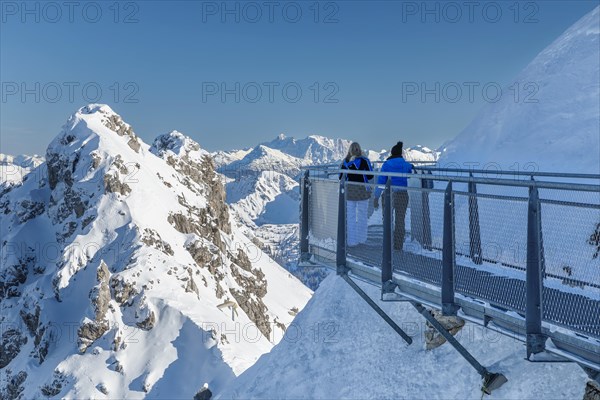 Nordwandsteig on the Nebelhorn summit (2224m) with a view of the Grosser Daumen (2280m),
