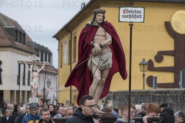 Historic Good Friday procession for 350 years with life-size wood-carved figures from the 18th