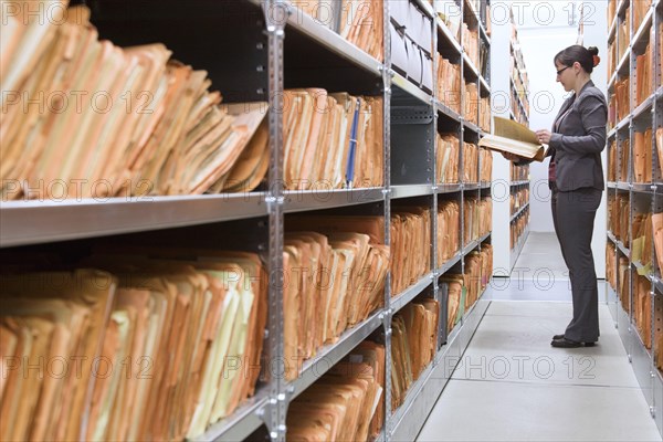 An employee of the Federal Commissioner for the Records of the State Security Service of the former