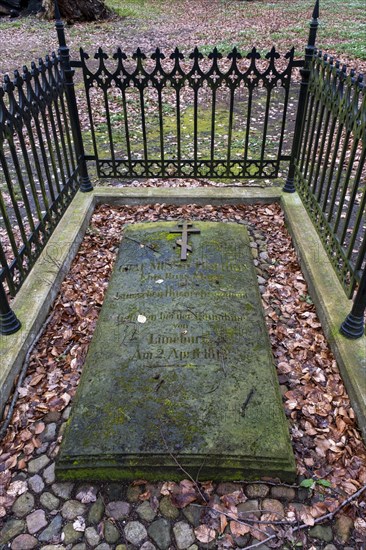 Major Pushkin's grave in Ludwigslust Castle Park. The officer in Isum's cavalry regiment fell in
