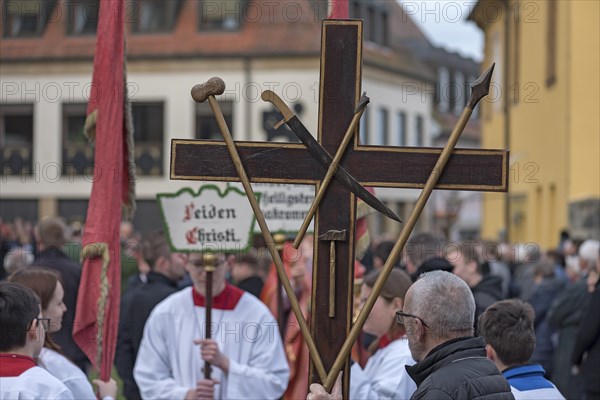 Historic Good Friday procession for 350 years with life-size wood-carved figures from the 18th