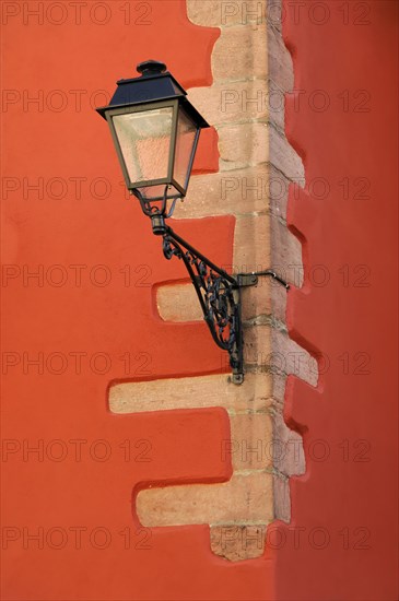 Kaysersberg, Alsace Wine Route, Alsace, Departement Haut-Rhin, France, Europe, An old lantern on a
