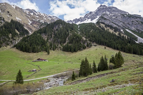 Gemsteltal, back left Naturalpe Gemstel-Schoenesboden-Alpe, back right Geisshorn, Mittelberg,