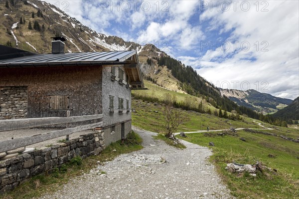 Hintere Gemstel-Huette, Gemsteltal, Mittelberg, Kleinwalsertal, Vorarlberg, Allgaeu Alps, Austria,