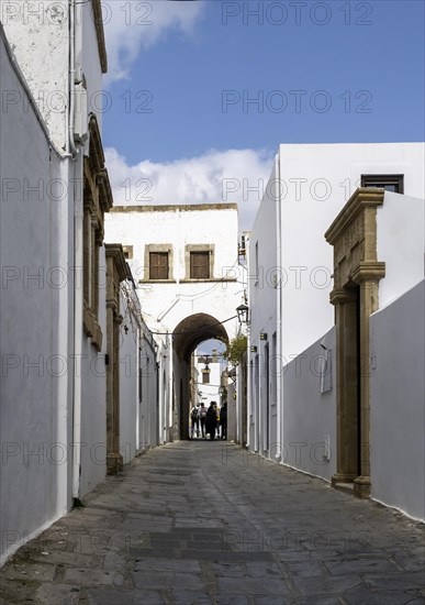 Old town alley with historic captains' houses, Lindos, Rhodes, Dodecanese archipelago, Greek