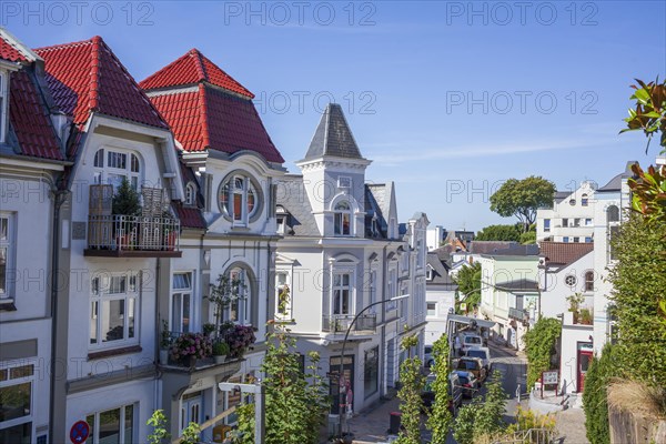 Villas in the Treppenviertel, residential building, Blankenese district, Hamburg, Germany, Europe