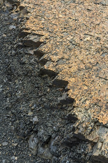 Rock demolition edge, Hike to Toro lake lookout, Torres de Paine, Magallanes and Chilean