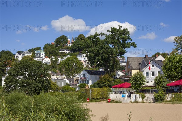 Suellberg with Elbufer with villas and residential buildings, Blankenese district, Hamburg,