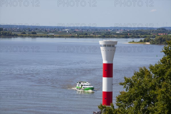 Lighthouse on the Elbe, Blankenese district, Hamburg, Germany, Europe