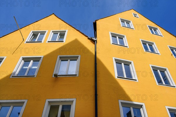 Yellow pointed gable facades, Kaufbeuern, Allgaeu, Swabia, Bavaria, Germany, Europe