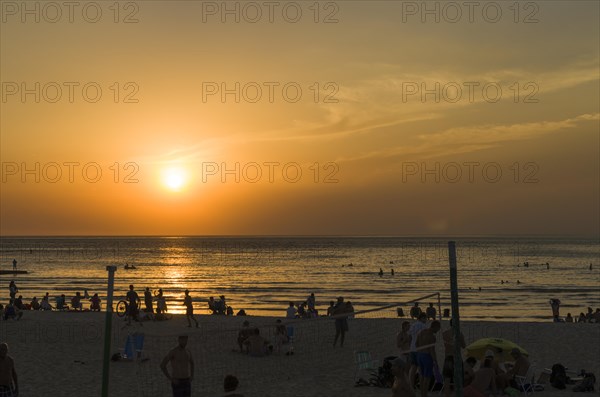Montevideo, Uruguay, 11th January 2022, Beautiful sunset on Ramires beach with bathers on a summer