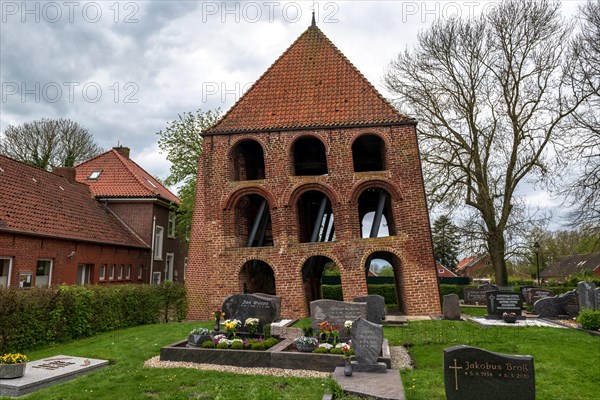 Protestant Reformed Church in Midlum, leaning bell tower, municipality of Jemgum, district of Leer,
