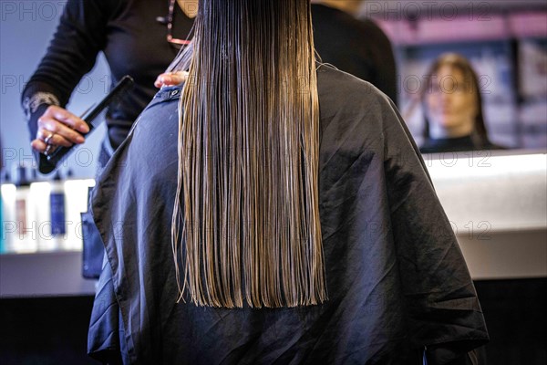 Close-up of a haircut, taken at the Coiffeur Sivan hairdressing salon in Berlin, 22/04/2024