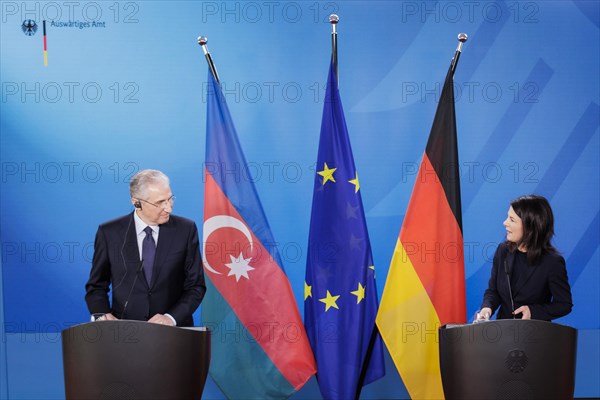 Annalena Baerbock (Alliance 90/The Greens), Federal Foreign Minister, and Mukhtar Babayev, Minister