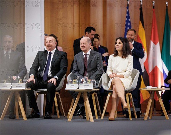 (L-R) Ilham Aliyev, President of Azerbaijan, Olaf Scholz, Federal Chancellor, and Annalena